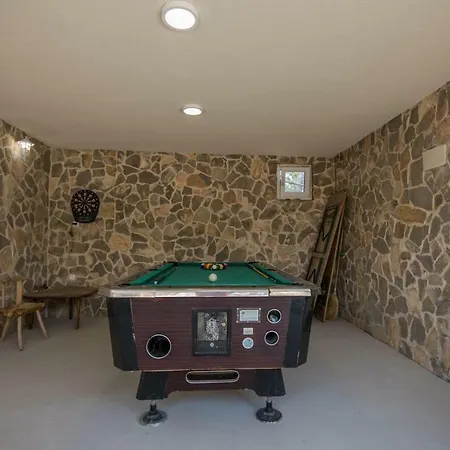 Villa Spacius Villa, Heated Pool, Near Makarska And Split *