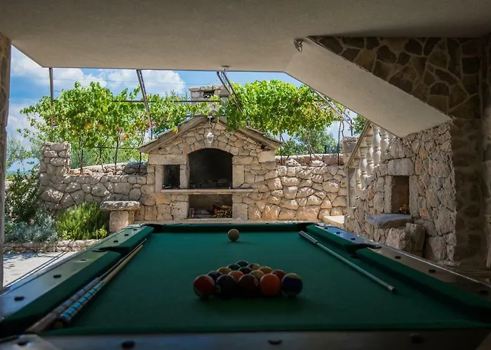 Villa Spacius Villa, Heated Pool, Near Makarska And Split *