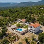 Spacius Villa, Heated Pool, Near Makarska And Split Grubine