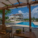 Vila Spacius Villa, Heated Pool, Near Makarska And Split