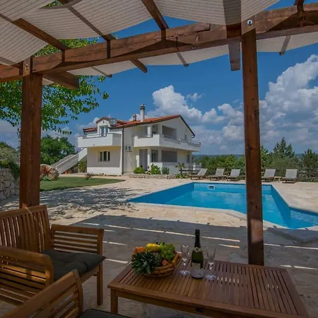 Βίλα Spacius Villa, Heated Pool, Near Makarska And Split